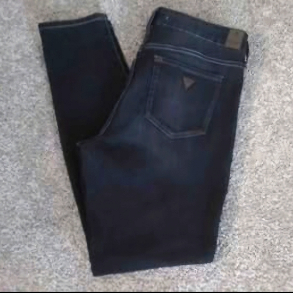 GUESS Curvy Dark Wash Ladies Jeans Size 34